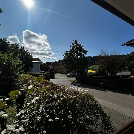 Staufenhirsch Mit *